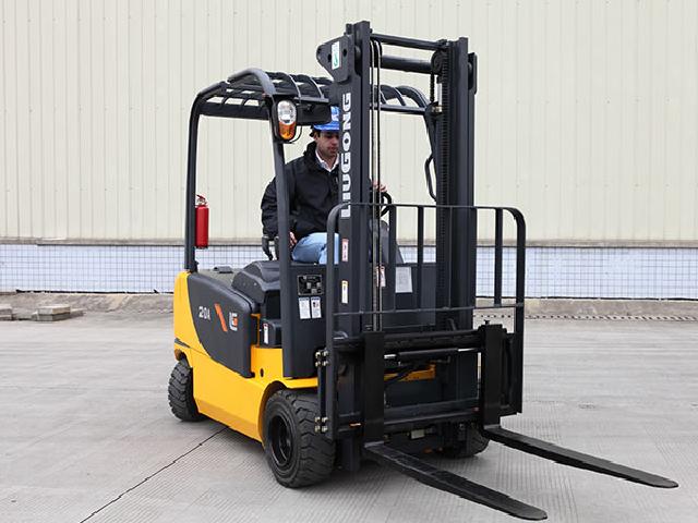 CLG系列四支點(diǎn)雙驅(qū)2.0T