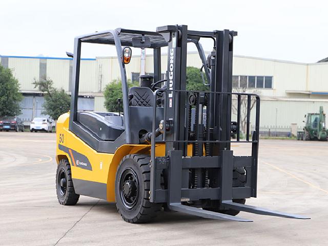 CLG系列內燃4.0T~5.0T